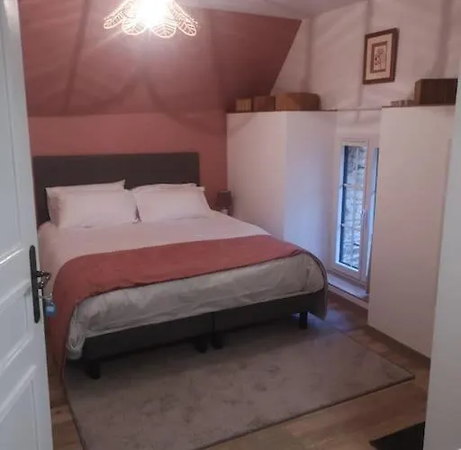 Maison De Charme 13 Couchages بيت للعطل Marigne